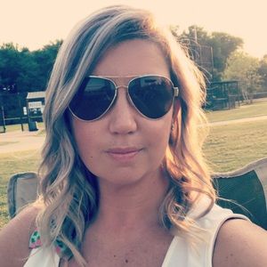 Meet your Posher, Allison